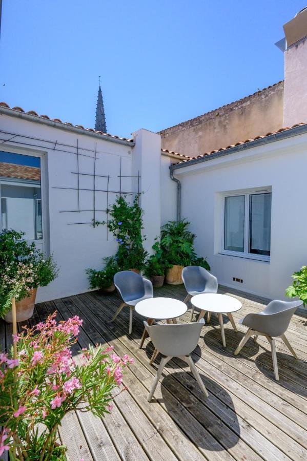 Hotel Le Clocher อาร์-ซอง-เร ภายนอก รูปภาพ