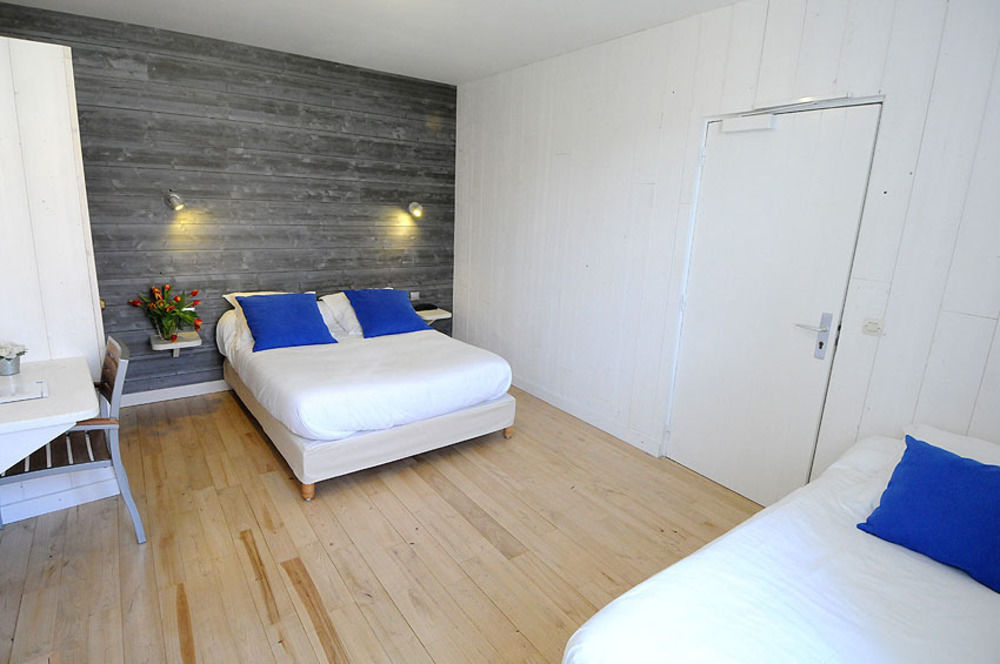 Hotel Le Clocher อาร์-ซอง-เร ภายนอก รูปภาพ