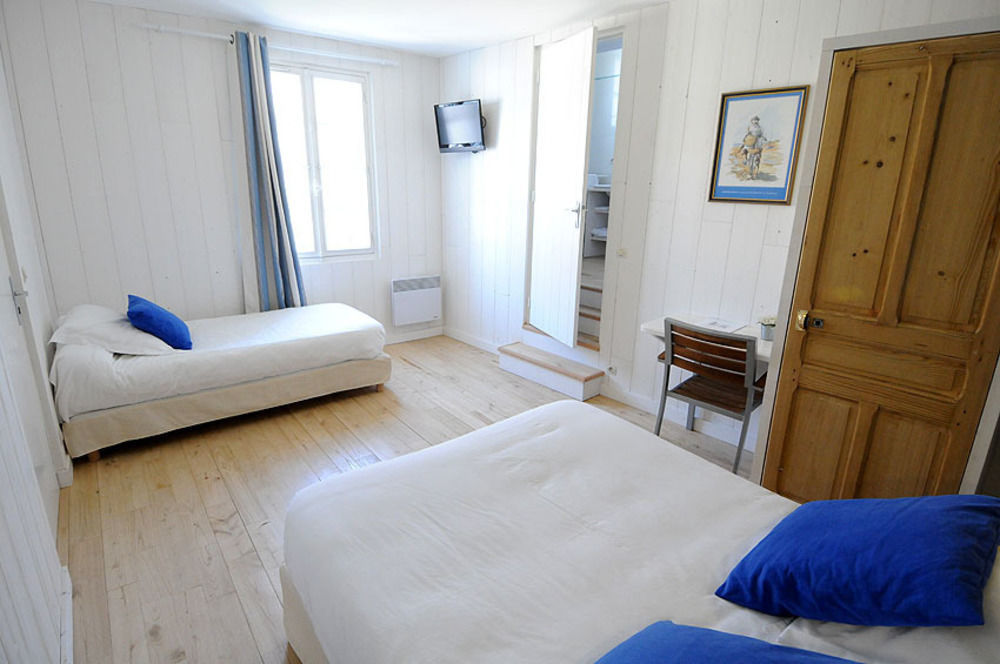 Hotel Le Clocher อาร์-ซอง-เร ภายนอก รูปภาพ