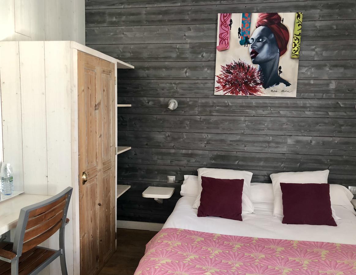Hotel Le Clocher อาร์-ซอง-เร ภายนอก รูปภาพ