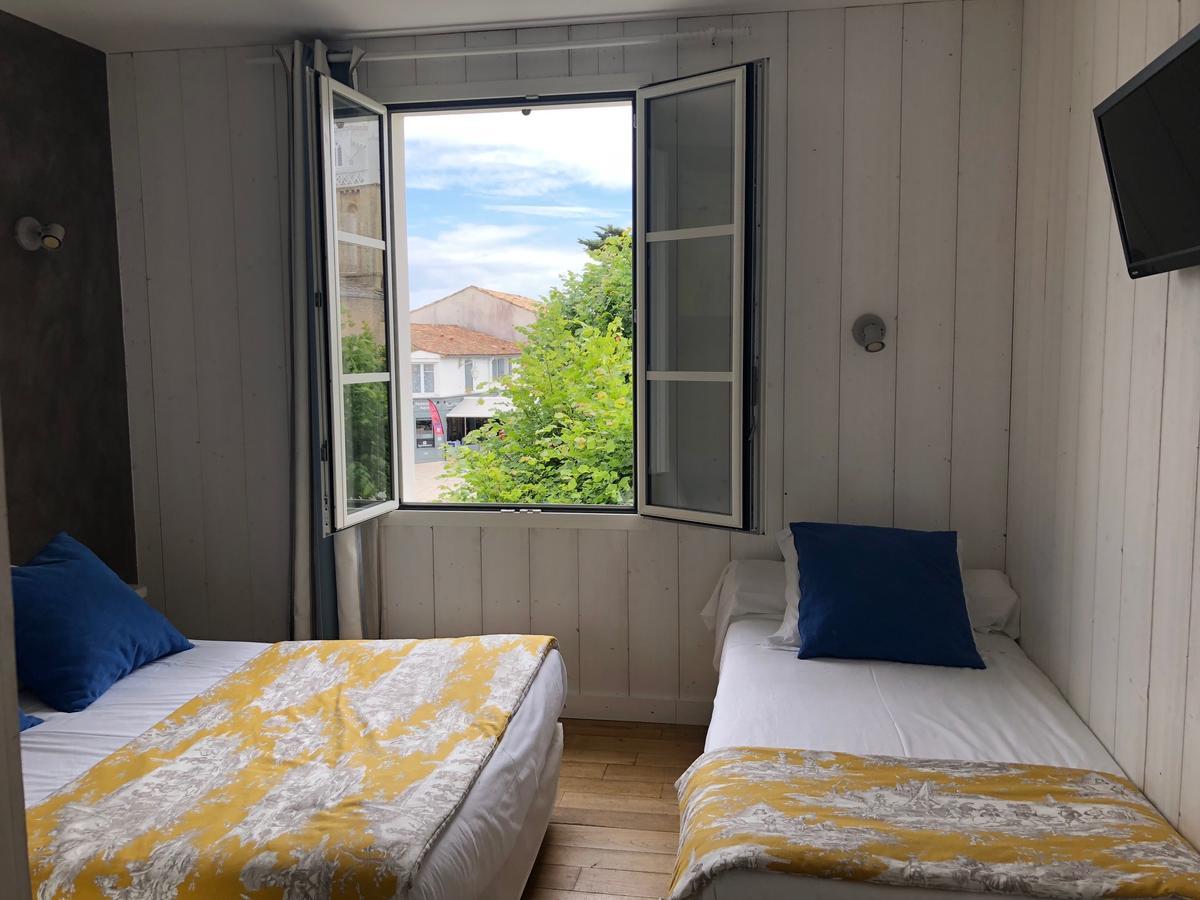 Hotel Le Clocher อาร์-ซอง-เร ภายนอก รูปภาพ