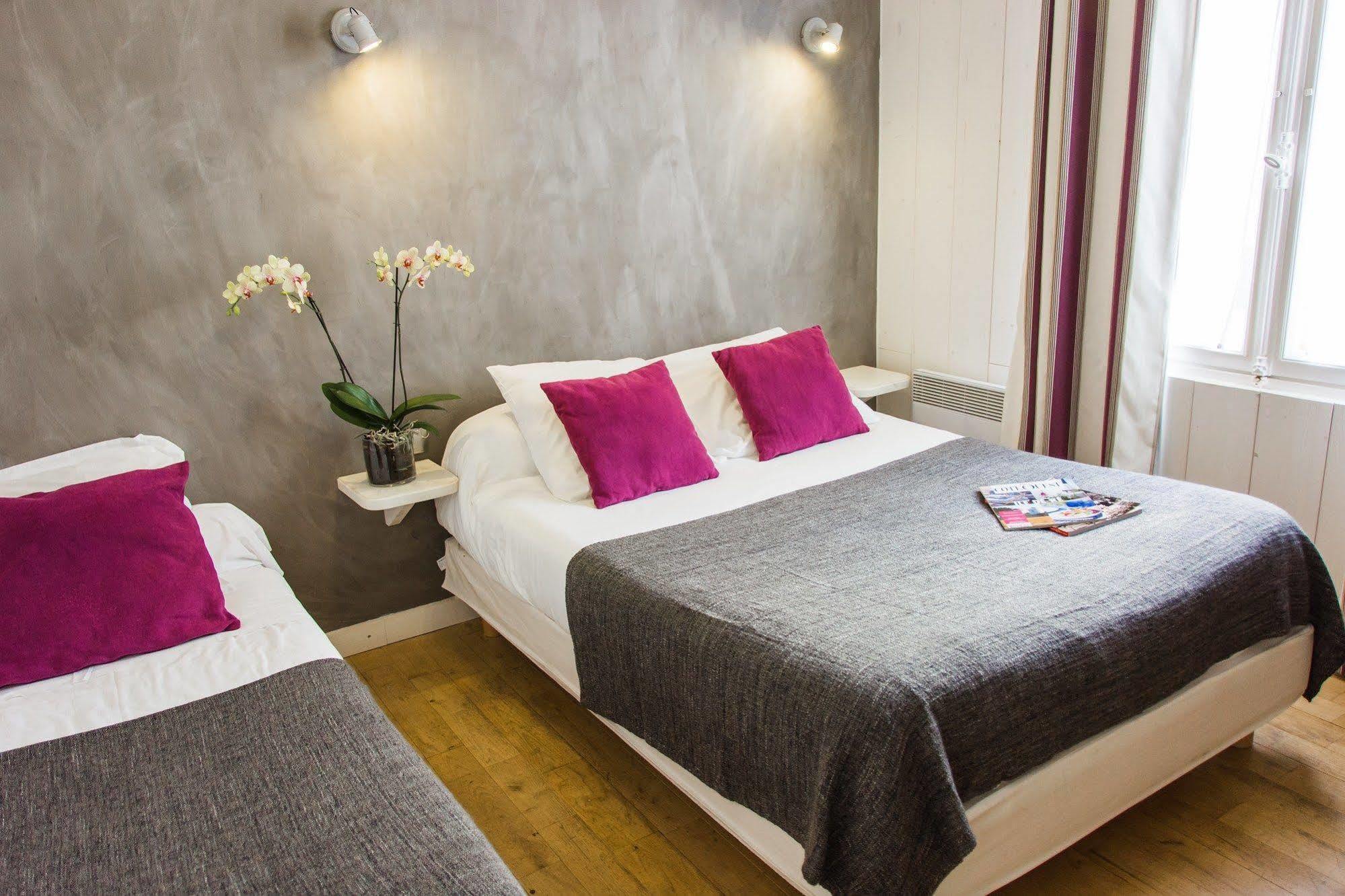 Hotel Le Clocher อาร์-ซอง-เร ภายนอก รูปภาพ