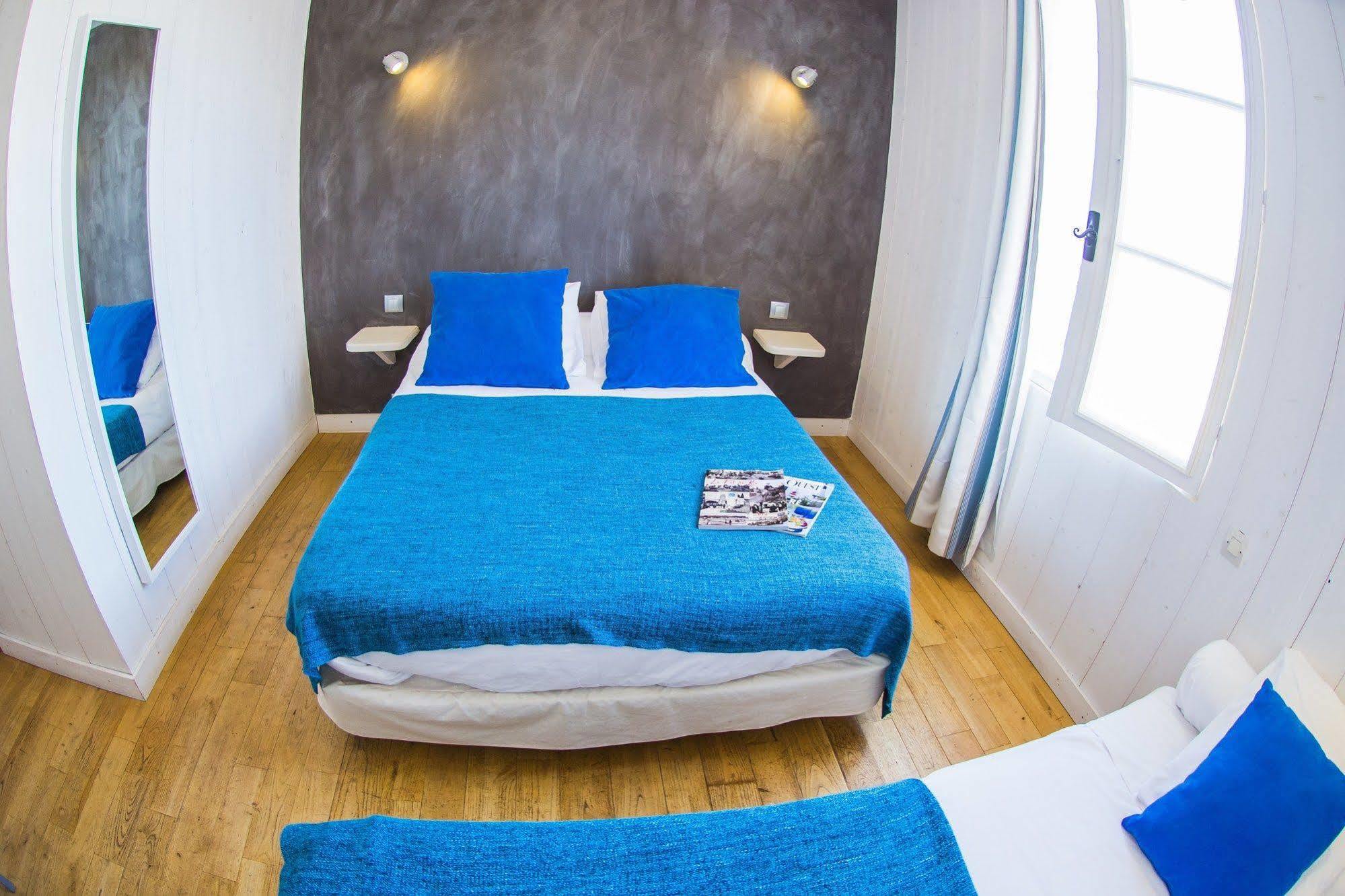 Hotel Le Clocher อาร์-ซอง-เร ภายนอก รูปภาพ